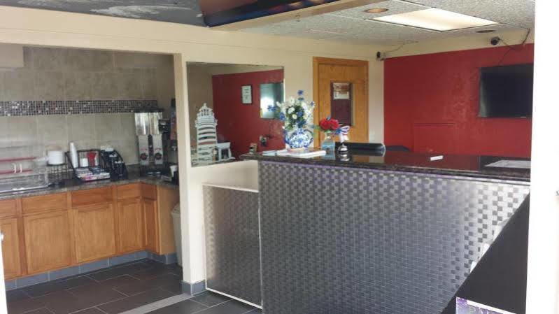 Great Lakes Inn & Suites South Haven Bagian luar foto